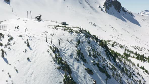 Winter Vacation at Cinematic Mammoth Mountain Scenic Mountain Winter Landscape alt