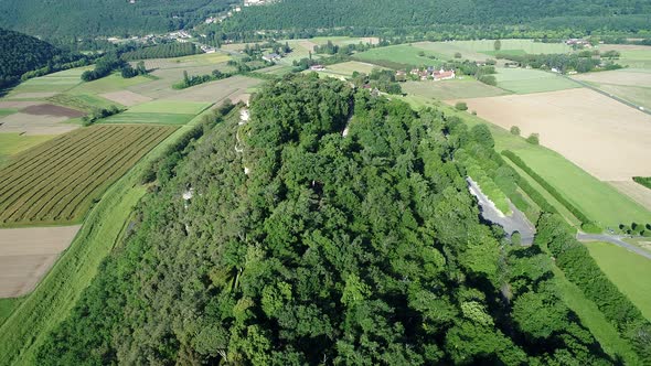 The valley of the castles in Perigord in France alt