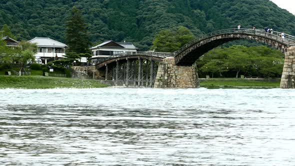 Traditional Kintai Bridge alt