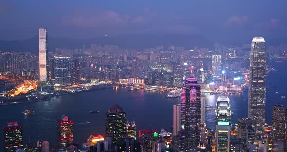 Hong kong at night alt