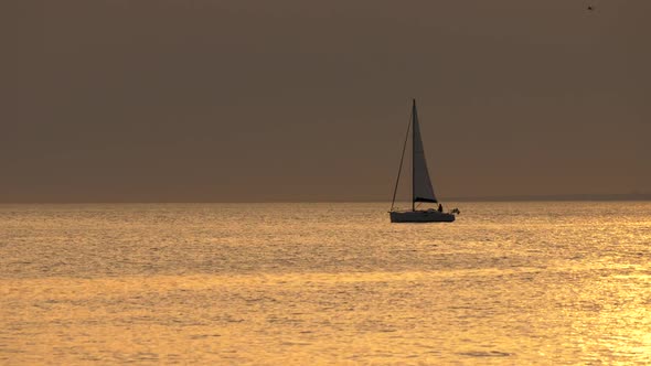 Beautiful Lonely Yacth Sailing at Sunset. FHD,  alt