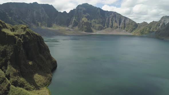 Crater Lake Pinatubo Philippines Luzon alt