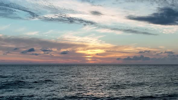 Cloudy Sunset at Sea Turkey Alanya alt
