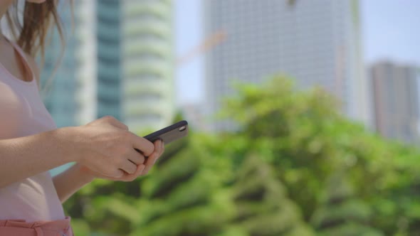 Concept of a Contact Tracing App for Coping with COVID-19 Pandemic alt