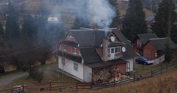 Carpathian House In The Mountains. Accommodation For Tourists alt
