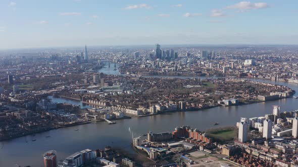 High drone shot towards London city centre from Canary wharf alt