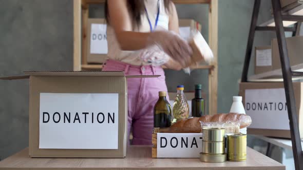 Donation of Food for Refugees From Ukraine Affected By the War Support for the Victims Helping alt