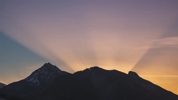Magic Light of Sun Sky Mountains at Sunnset alt