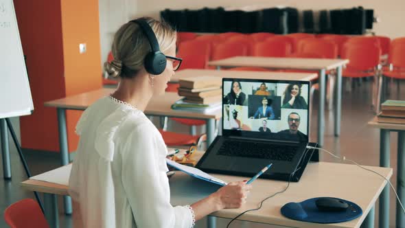 Remote Education, Online Education, Remote Studying, Online Learning Concept. A Lady Is Using a alt