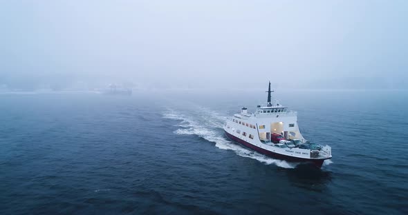Ferry cruising speed along the water of Maine USA alt