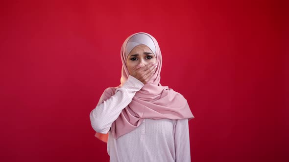 Omg Shock Regret Sorrow Overwhelmed Upset Woman alt