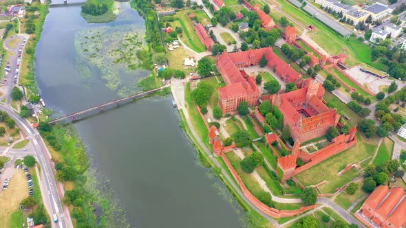 Castle of the Teutonic Order in Malbork is a 13th-century castle located near the town of Malbork, P alt