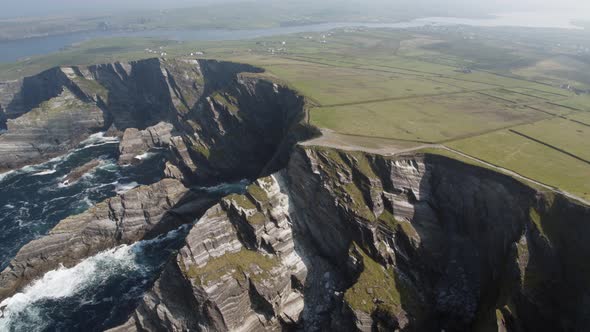 Kerry Cliffs, Portmagee, County Kerry; Ireland alt