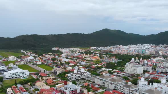 Hills, Buildings, Praia dos Ingleses beach (Florianopolis Santa Catarina Brazil) alt
