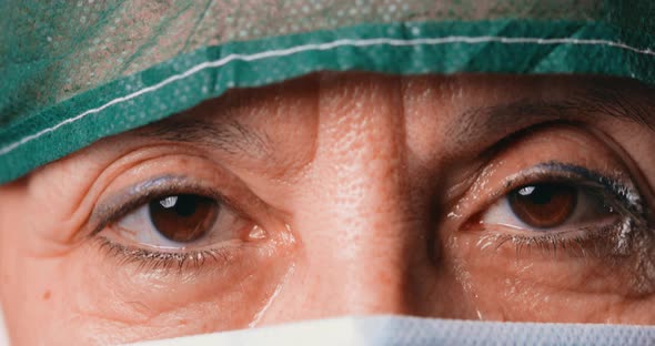 Crying Female Doctor alt