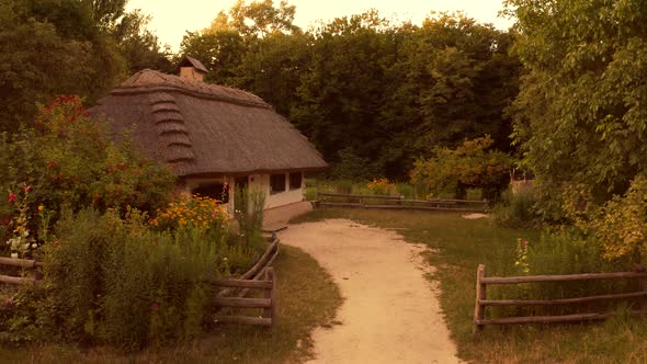 Yard with Medieval Houses alt