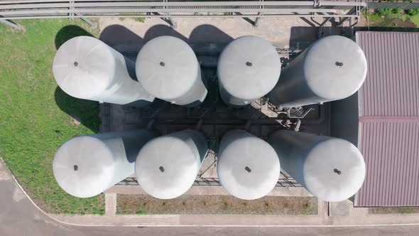 Hydrogen Renewable Energy Production Hydrogen Gas for Clean Electricity Solar and Windturbine alt