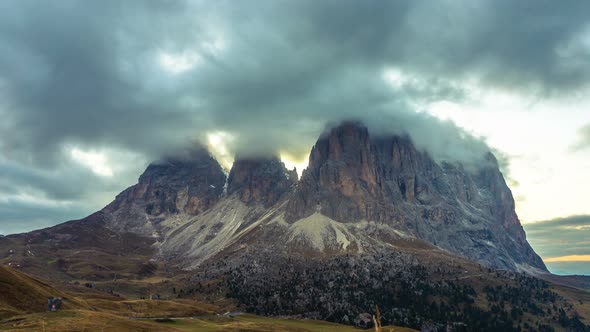 Time Lapse of Dolomites Mountain in Italy alt