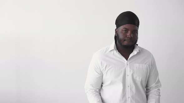 Hey you Good Idea Gesture Man Pointing Gif Loop alt