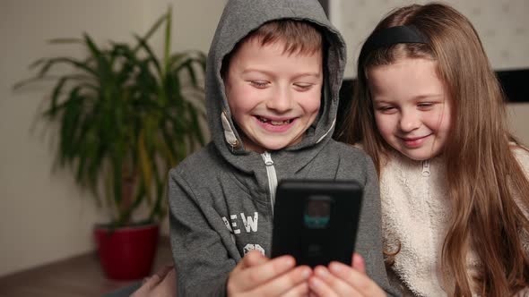 Kids Preschool Speak By Video Conference alt