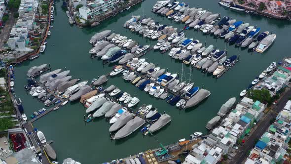 yacht club hong kong parking