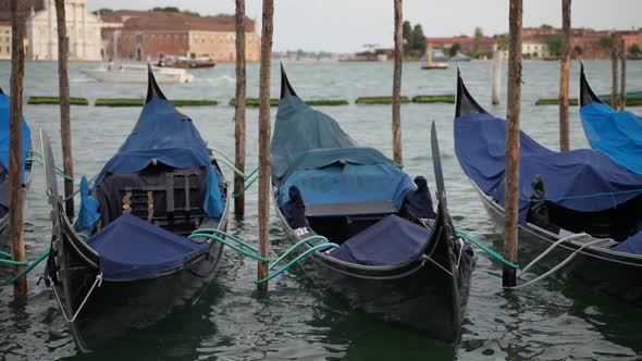 Gondolas in Venice.Italy 06 alt