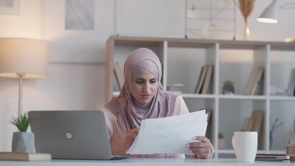 Account Statistics Business Strategy Woman Office alt