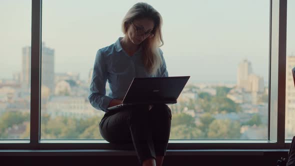 Freelancer Remote Web Design Programming Code Outsourcing. Coding Interface App. Developer Analyze. alt