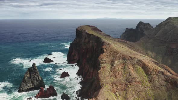 Beautiful Viewpoint on the Very Top of the Cliff Overlooking the Ocean alt