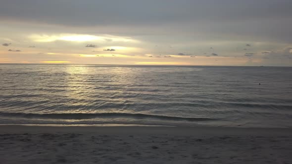 Move at sea during sunset hour at Batu Ferringhi alt