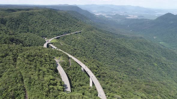 Outdoors landscape of Imigrantes highway road in Brazil. alt