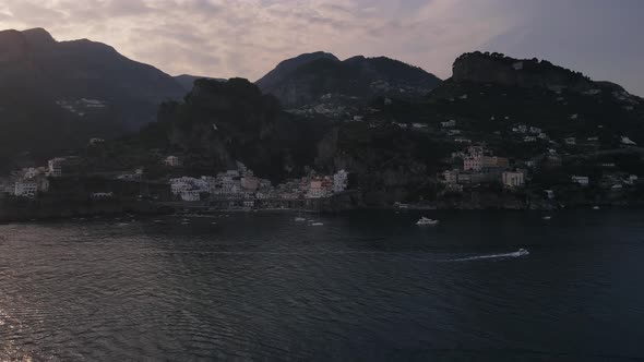 Amalfi Coast is the stretch of coast bell, south of the Sorrento Peninsula. alt