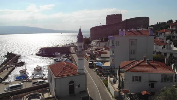 Kilitbahir is a Turkish village in the Eceabat. alt