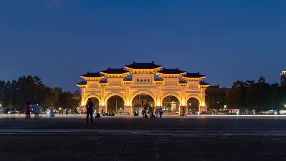day to night time lapse of Liberty Square of Chiang Kai-Shek Memorial Hall in Taipei, Taiwan