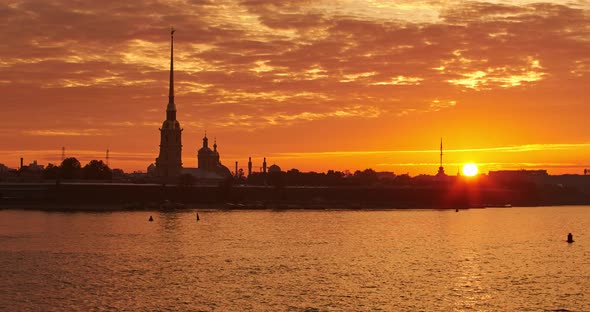 Time Lapse of the Peter and Paul Fortress in S alt