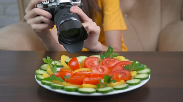 Take Pictures of the Salad alt