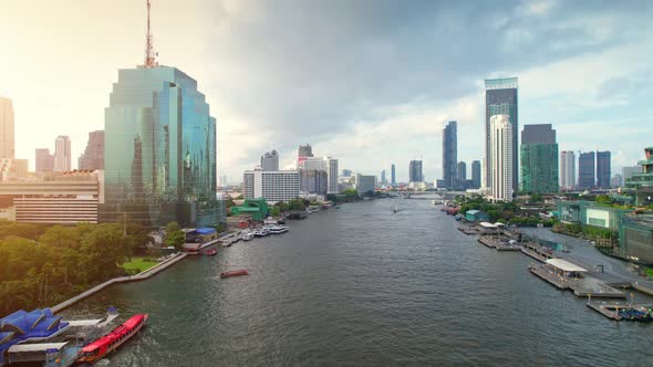 4K : Aerial view over Bangkok city and Chao phraya river alt