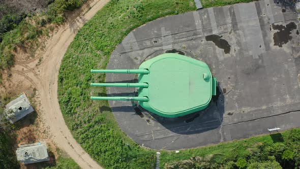 Coastal Tower Battery with a Caliber of 305 Mm is Located on Russky Island alt