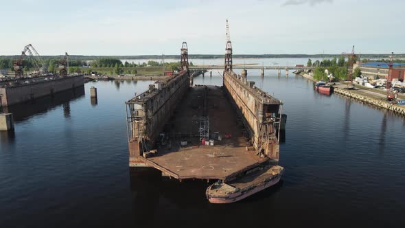 Ship repair factory alt