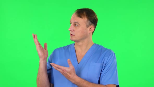 Man Pointing Side Hand for Something Then Nods and Shows Thumb Like, Then Pointing Other Side and alt