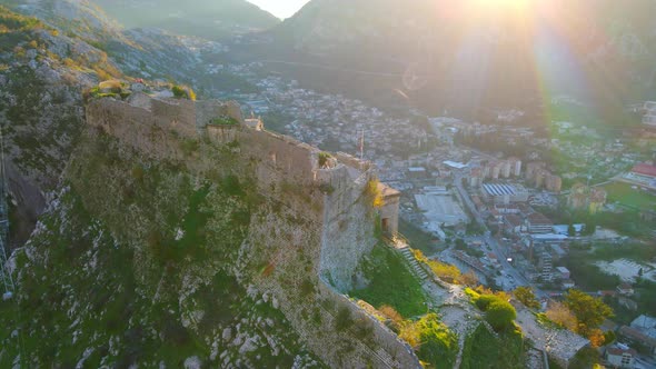 Slowmotion Aerial Video alt