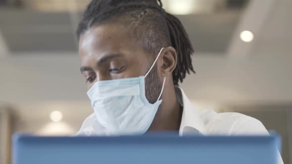 Closeup Face Concentrated African American Man Covid19 Face Mask Shaking Head Gesturing Yes Using alt