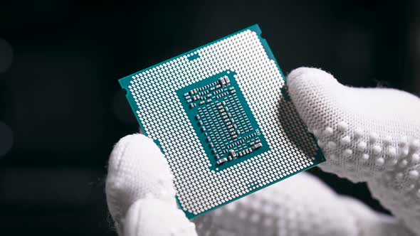 The Processor Is in the Hands alt