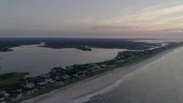 Pan Around From Bay To Sunset Over the Beach in the Hamptons alt
