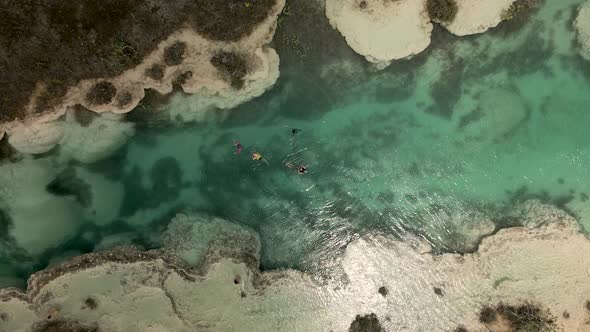 Cenital view of Estromatolitos in Mexico alt