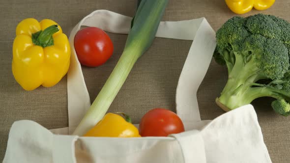Shopping Bag with Grocery alt