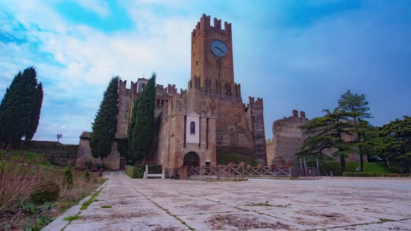 Castle Of Villafranca Verona alt
