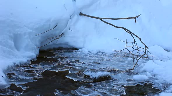 Winter Stream alt