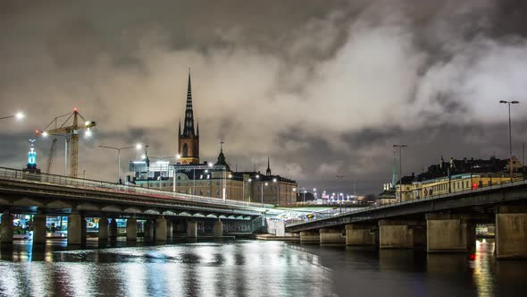 Bridges in Stockholm city at night Time Lapse
