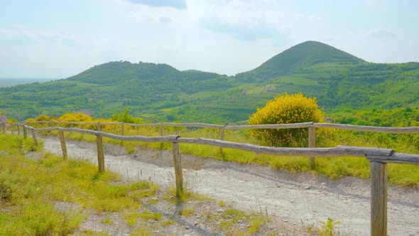 Walking Route on the Euganean Hills in Summer alt
